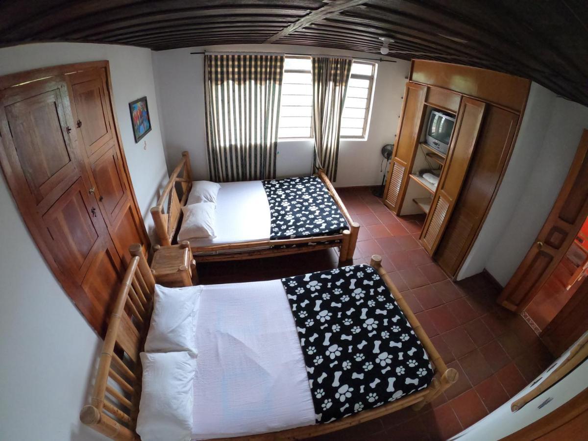 Finca Hotel Los Cocos Монтенегро Екстериор снимка
